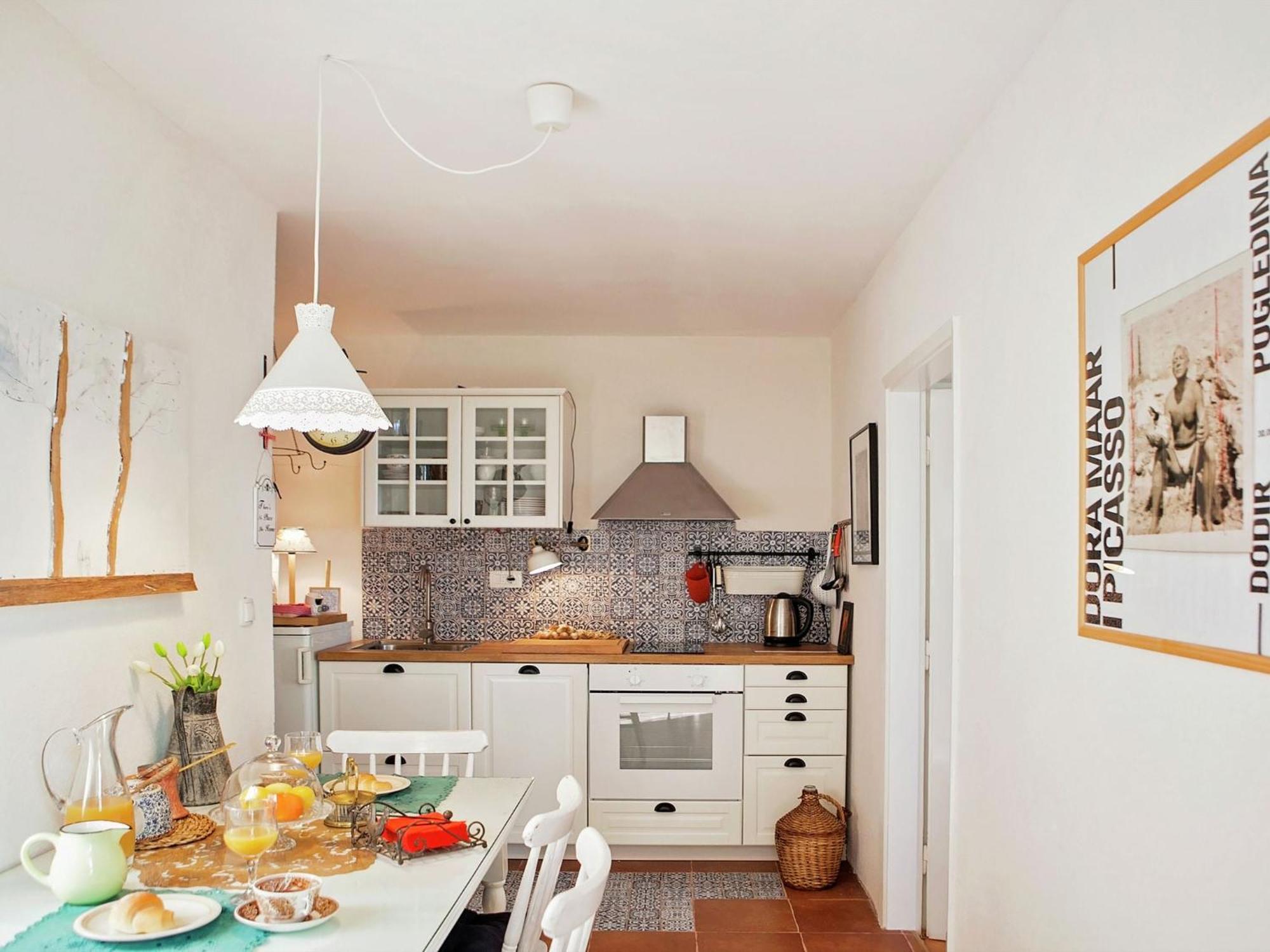 Cozy Apartment With A Balcony And A Sea View بريلا المظهر الخارجي الصورة