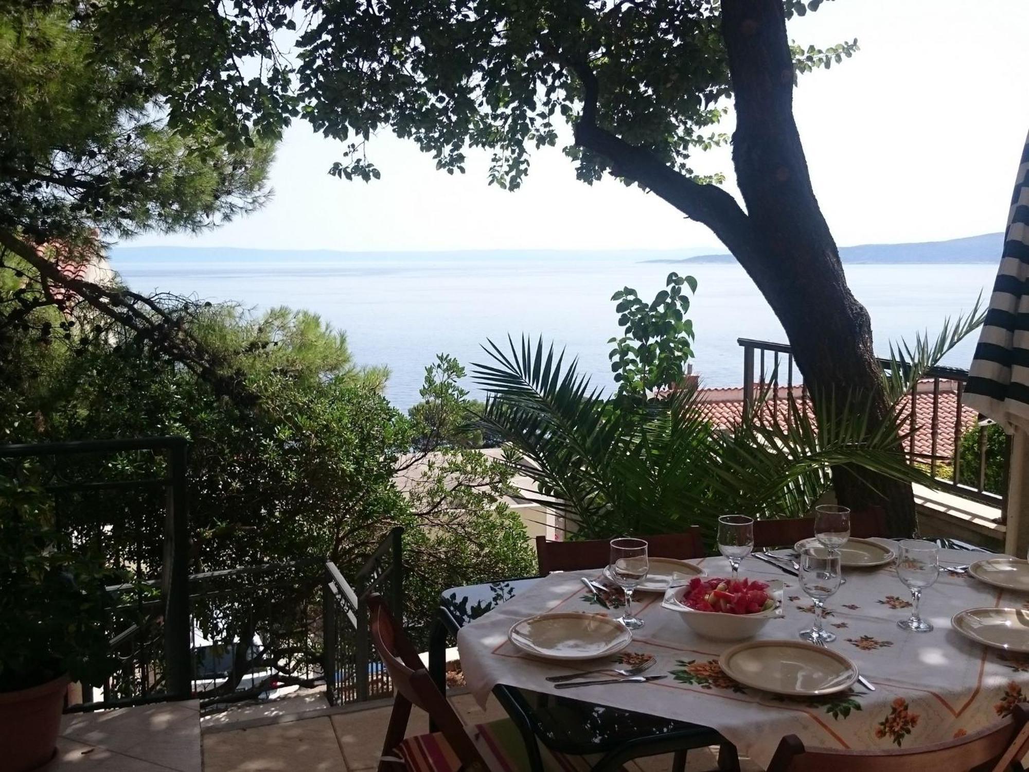 Cozy Apartment With A Balcony And A Sea View بريلا المظهر الخارجي الصورة