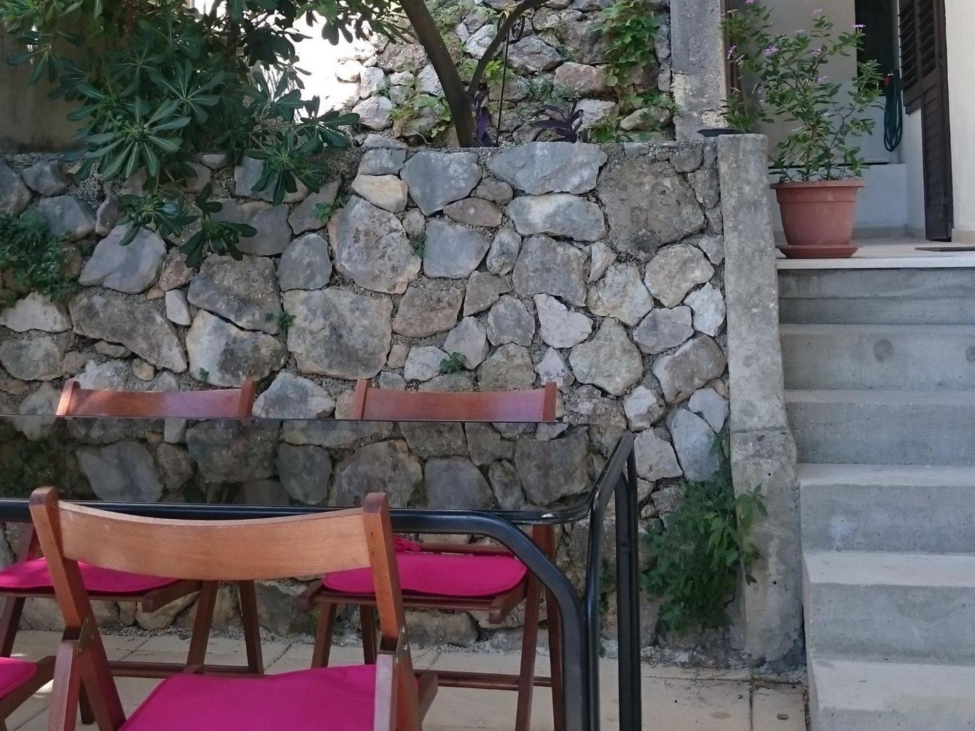 Cozy Apartment With A Balcony And A Sea View بريلا المظهر الخارجي الصورة