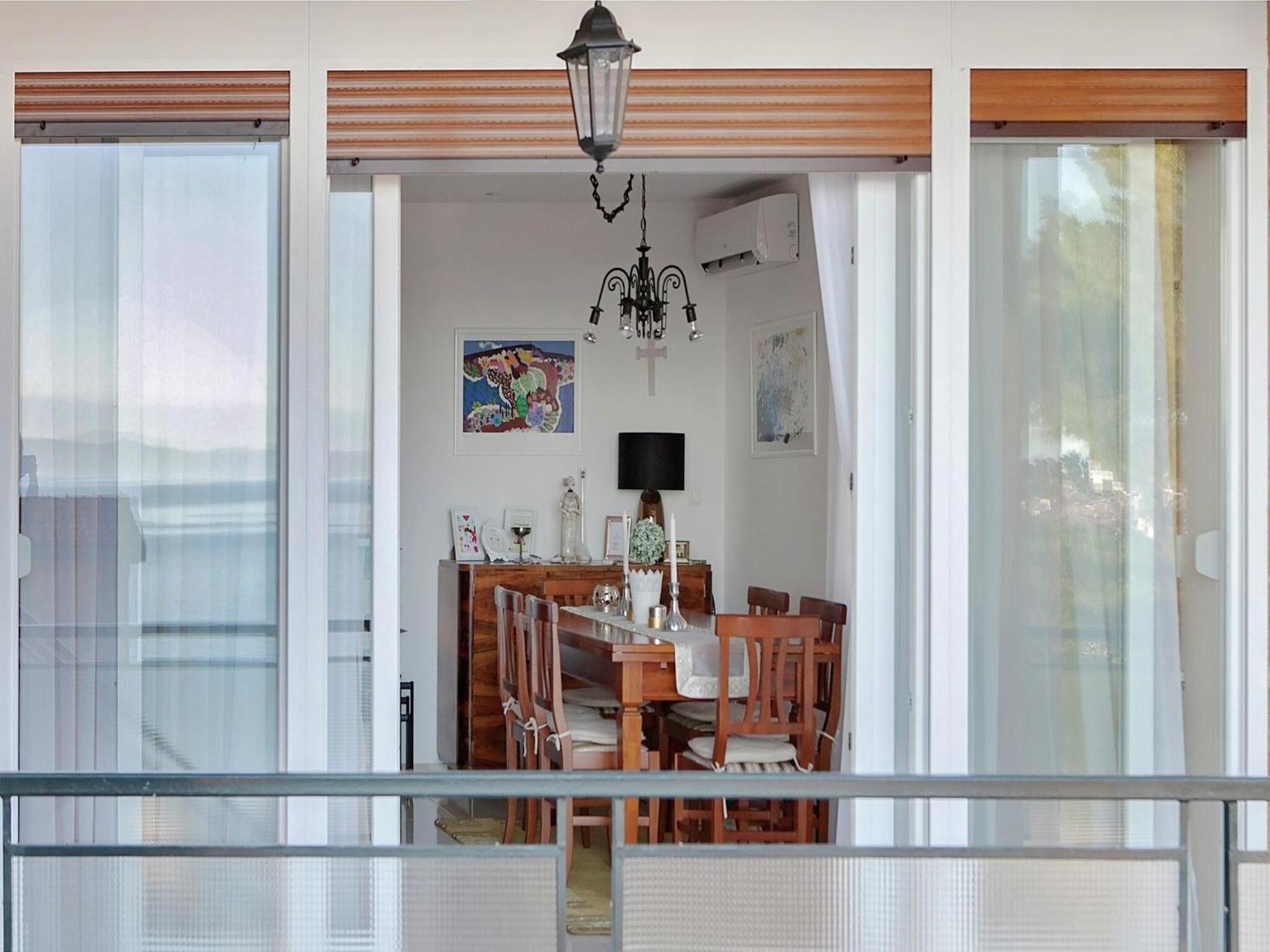 Cozy Apartment With A Balcony And A Sea View بريلا المظهر الخارجي الصورة