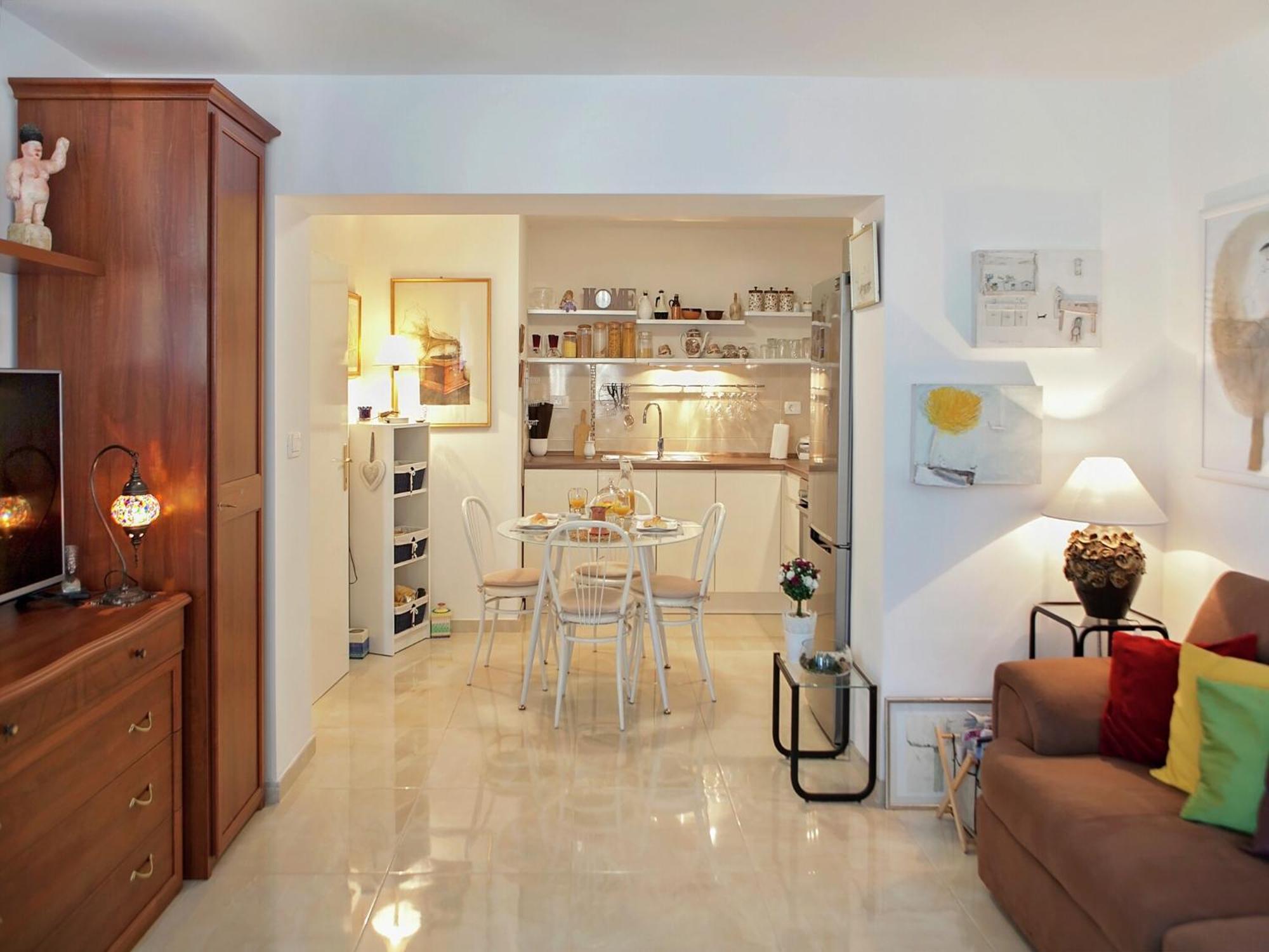 Cozy Apartment With A Balcony And A Sea View بريلا المظهر الخارجي الصورة