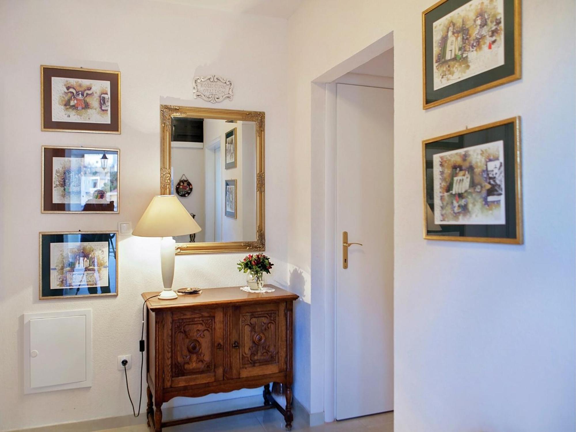 Cozy Apartment With A Balcony And A Sea View بريلا المظهر الخارجي الصورة