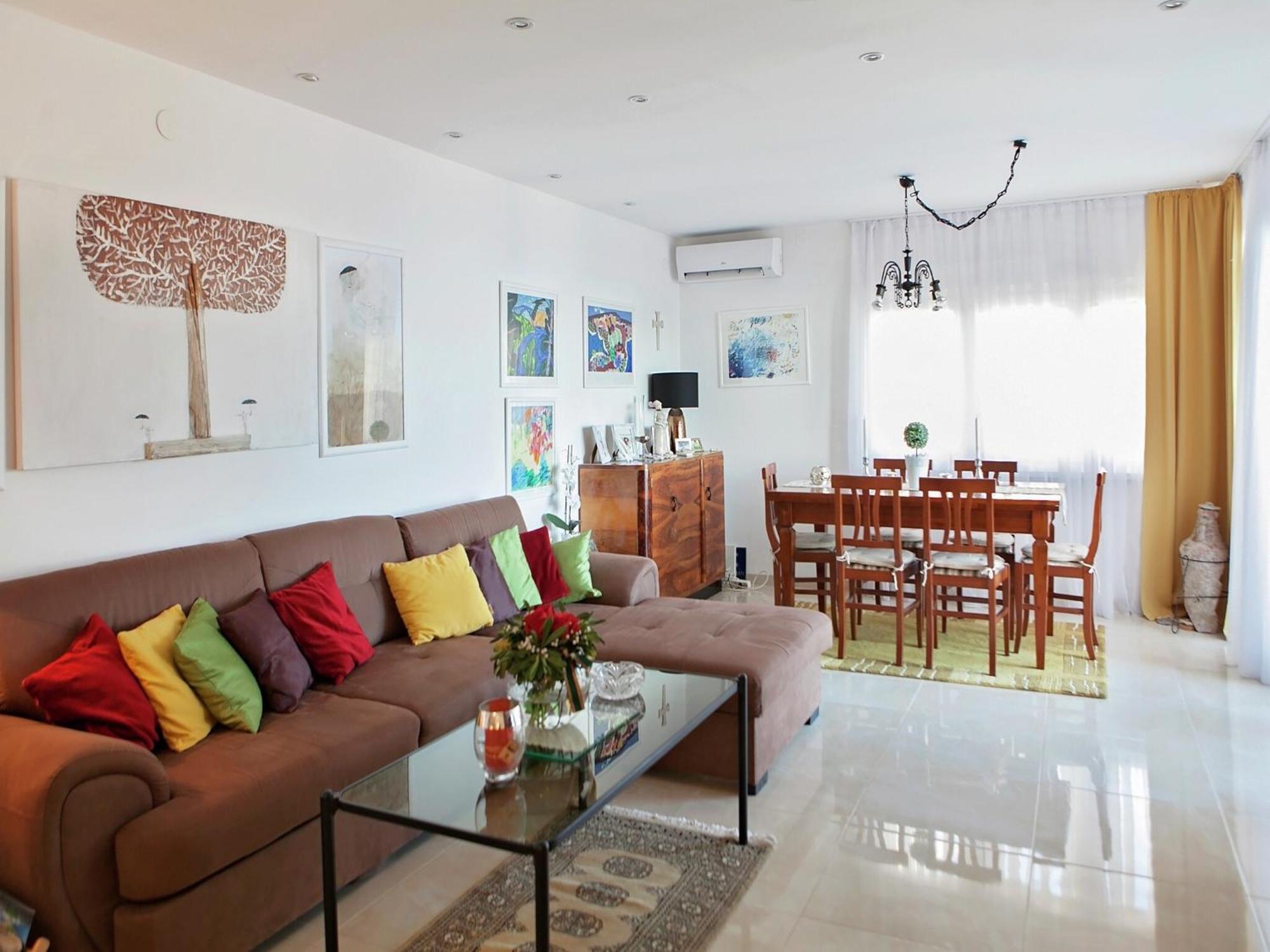 Cozy Apartment With A Balcony And A Sea View بريلا المظهر الخارجي الصورة